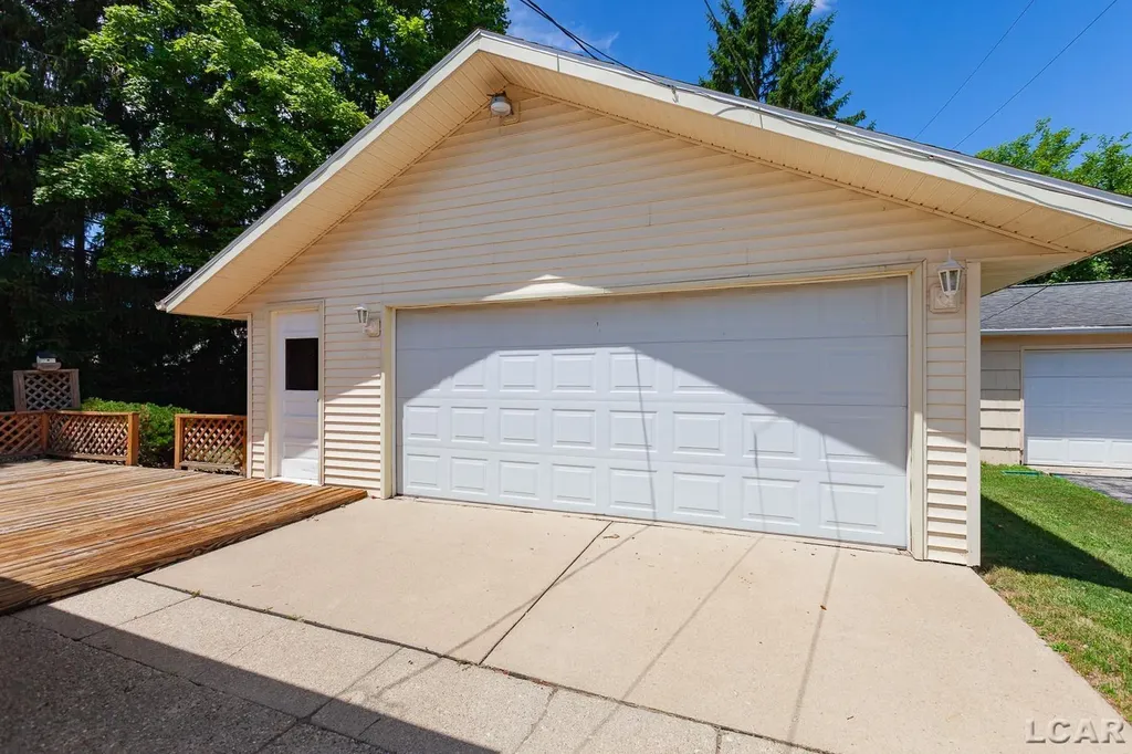 515 Nokomis Street Tecumseh City MI 49286