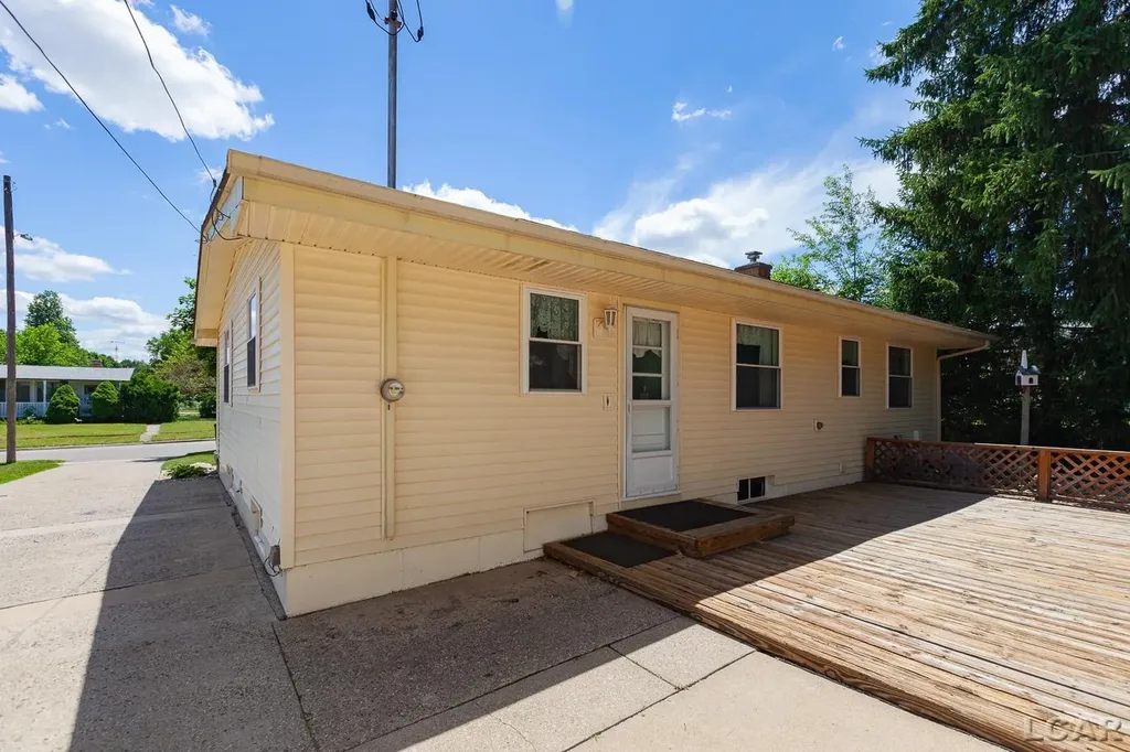 515 Nokomis Street Tecumseh City MI 49286