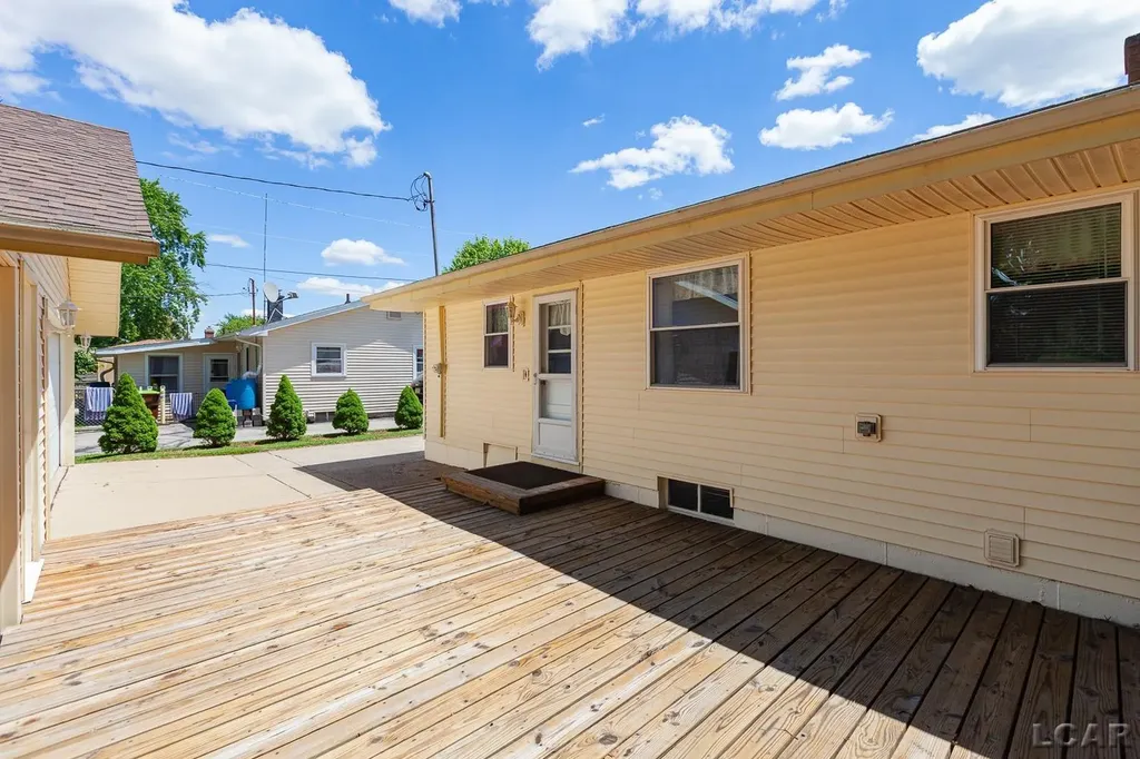 515 Nokomis Street Tecumseh City MI 49286