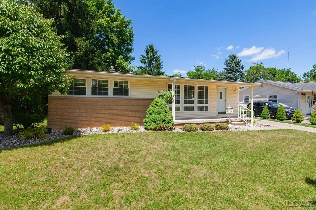 515 Nokomis Street Tecumseh City MI 49286