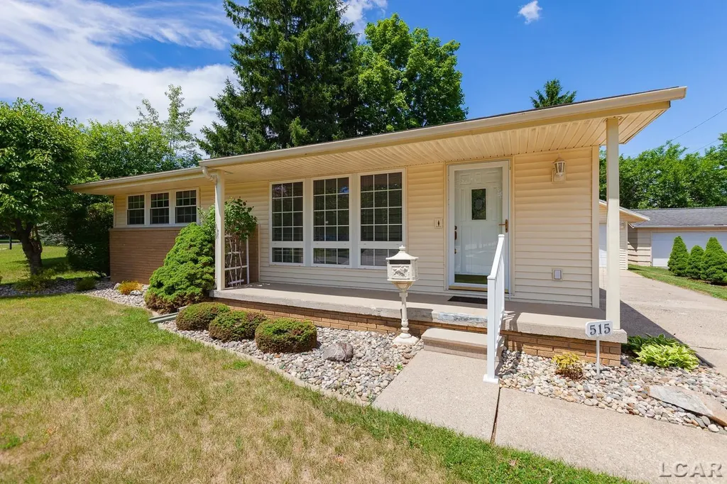 515 Nokomis Street Tecumseh City MI 49286