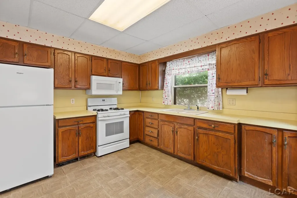 501 Harwood Street Jackson City MI 49203