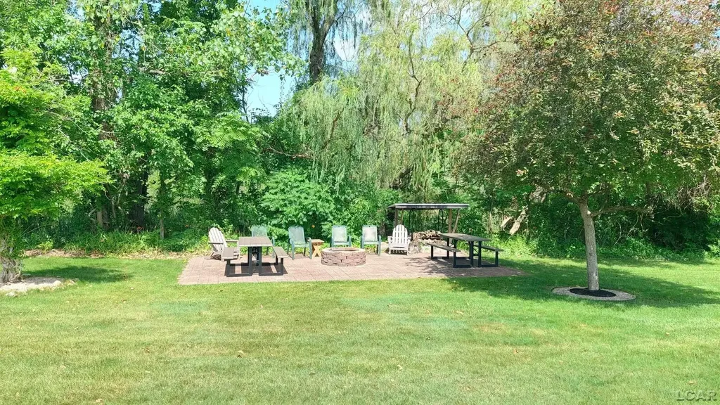 1359 Lake Shore Drive Brooklyn Village MI 49230