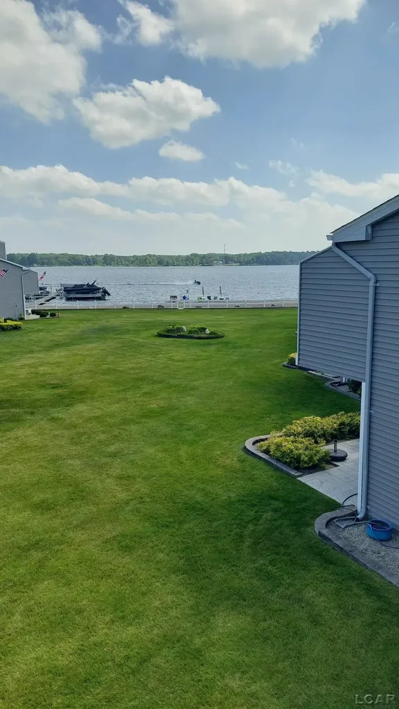 1359 Lake Shore Drive Brooklyn Village MI 49230