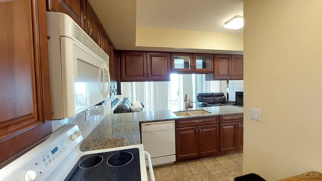 1359 Lake Shore Drive Brooklyn Village MI 49230