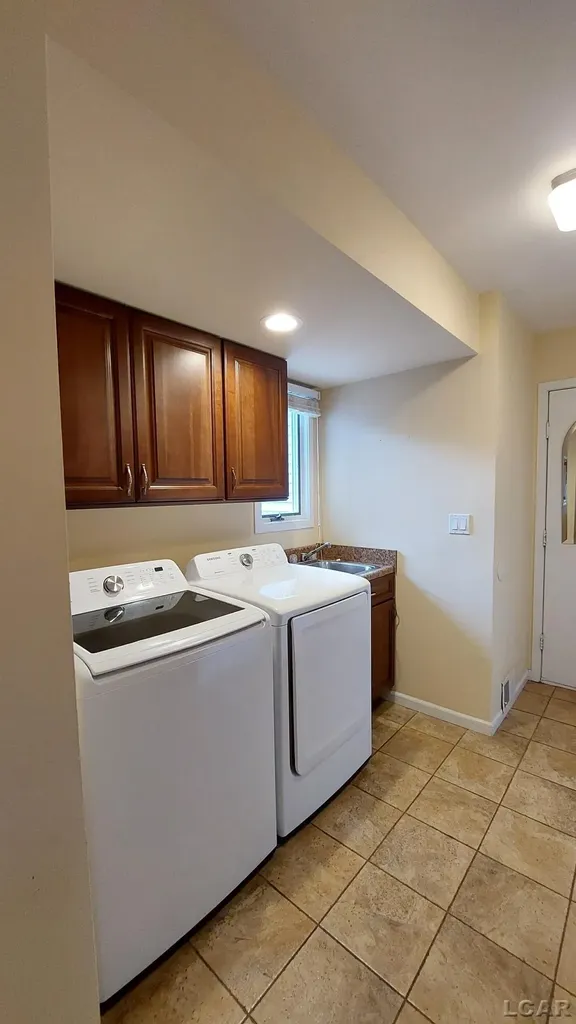 1359 Lake Shore Drive Brooklyn Village MI 49230