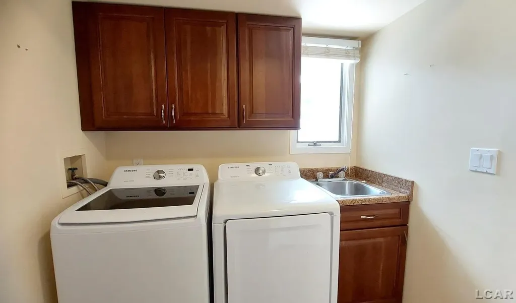 1359 Lake Shore Drive Brooklyn Village MI 49230