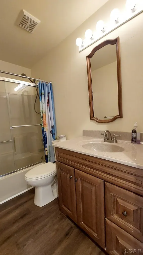 1359 Lake Shore Drive Brooklyn Village MI 49230