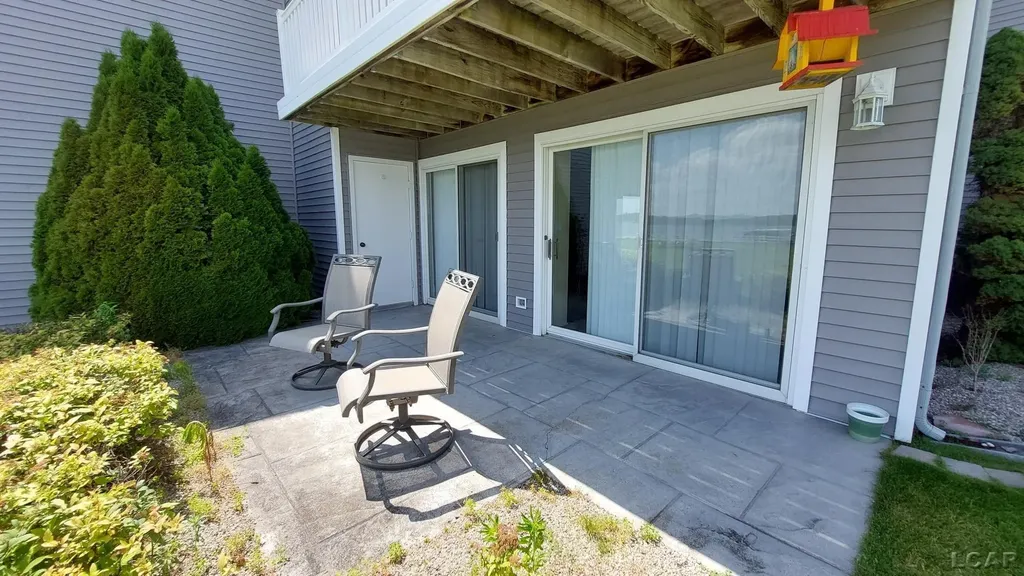 1359 Lake Shore Drive Brooklyn Village MI 49230