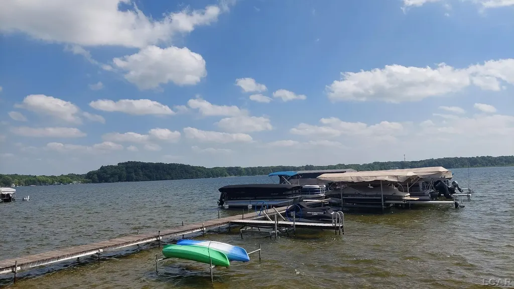 1359 Lake Shore Drive Brooklyn Village MI 49230