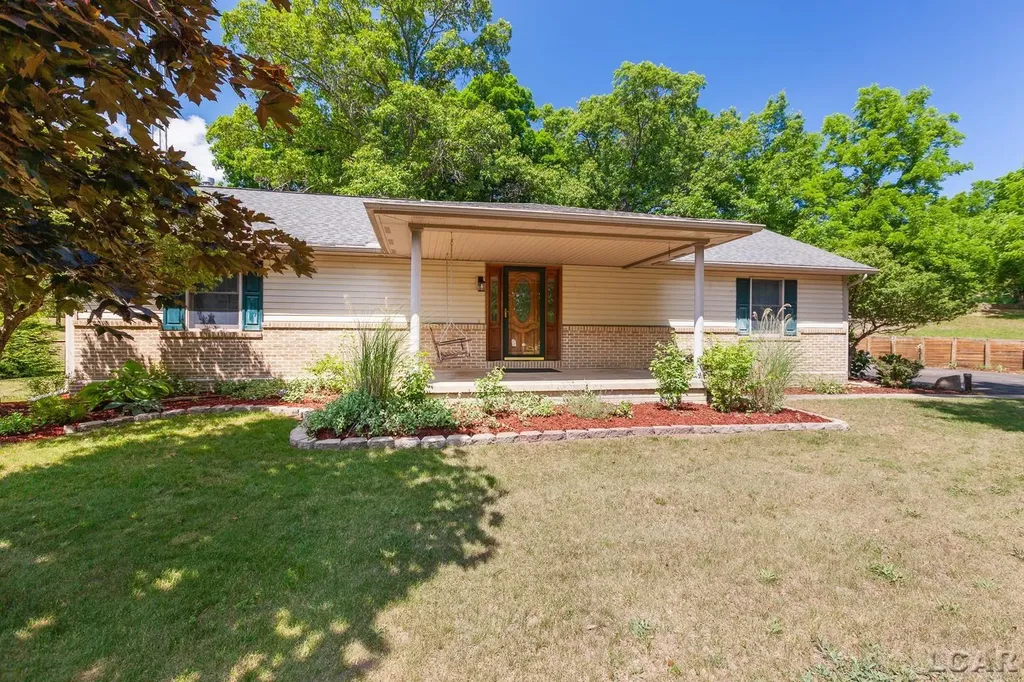 5619 Rays Drive Cambridge Township MI 49265