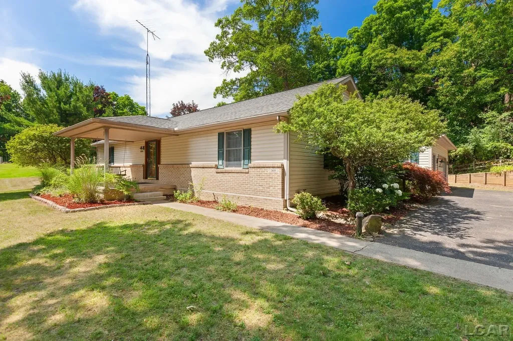 5619 Rays Drive Cambridge Township MI 49265