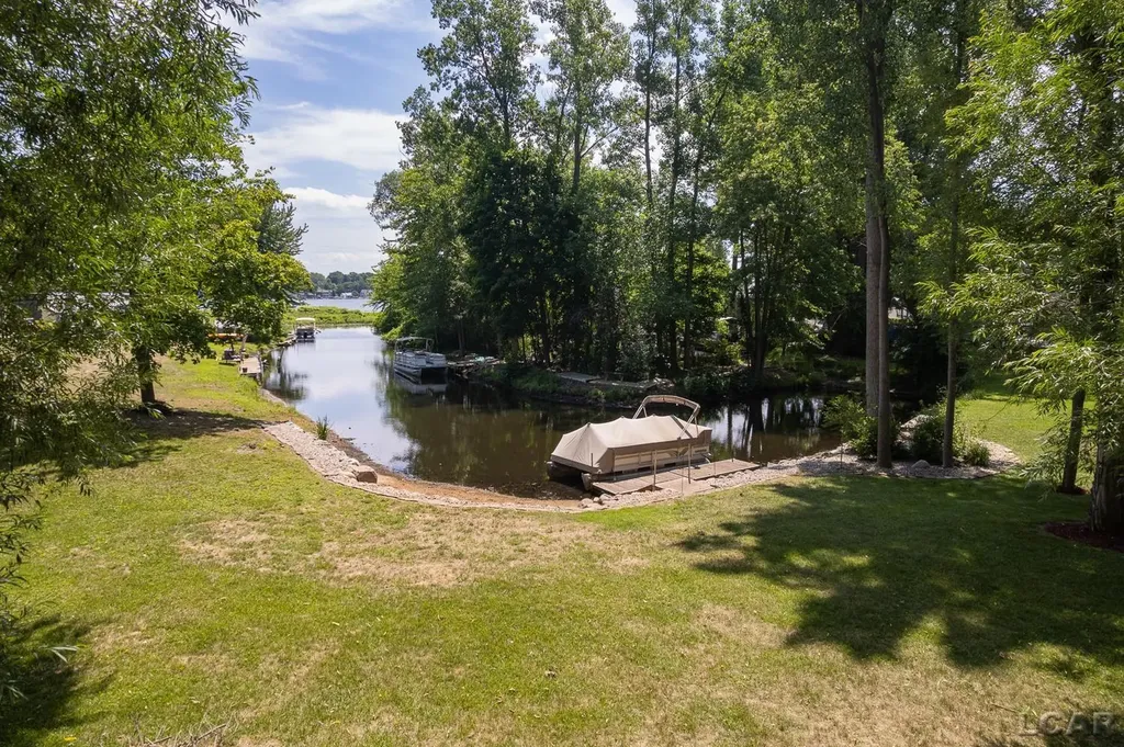 5619 Rays Drive Cambridge Township MI 49265
