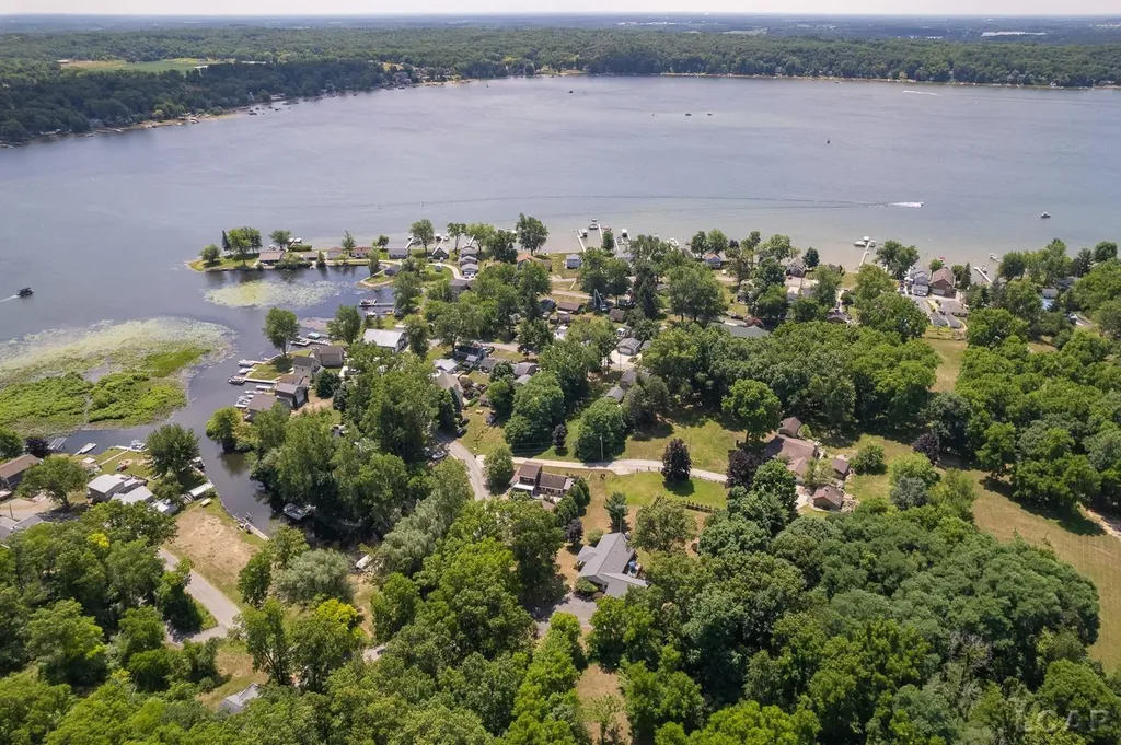 5619 Rays Drive Cambridge Township MI 49265