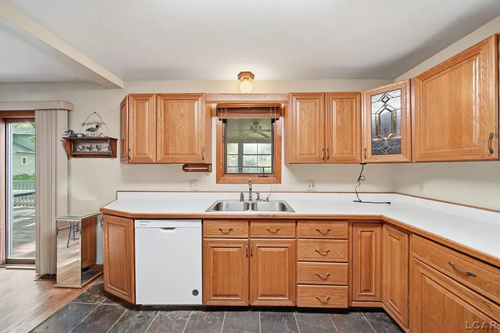 295 Ridgeway Drive Cambridge Township MI 49230