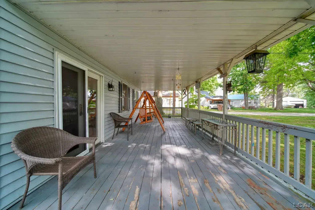 295 Ridgeway Drive Cambridge Township MI 49230