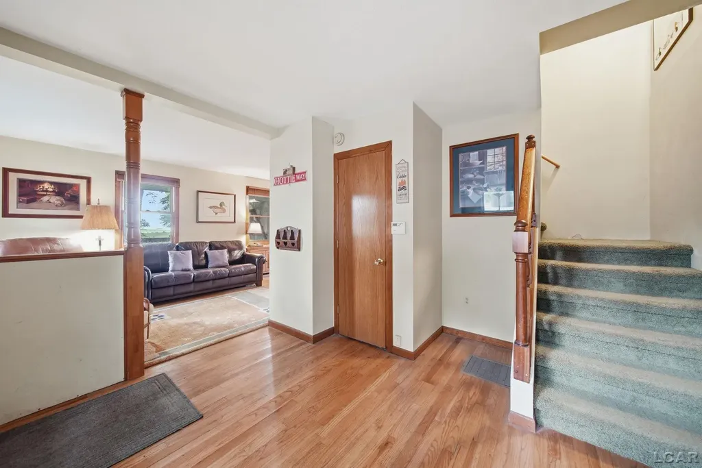 295 Ridgeway Drive Cambridge Township MI 49230