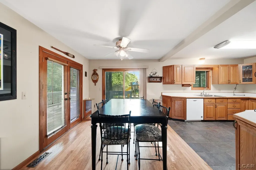 295 Ridgeway Drive Cambridge Township MI 49230
