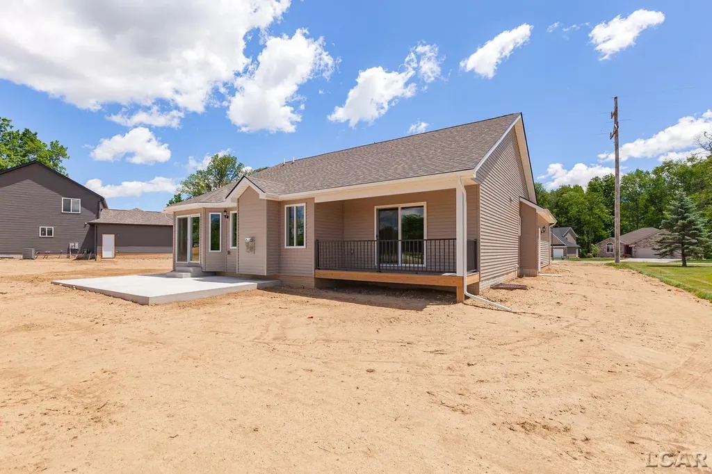 2220 Congressional Lane Grass Lake Charter Township MI 49240