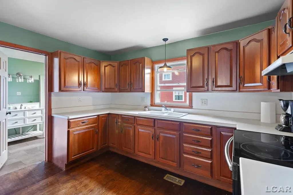 127 N East Street Morenci City MI 49256