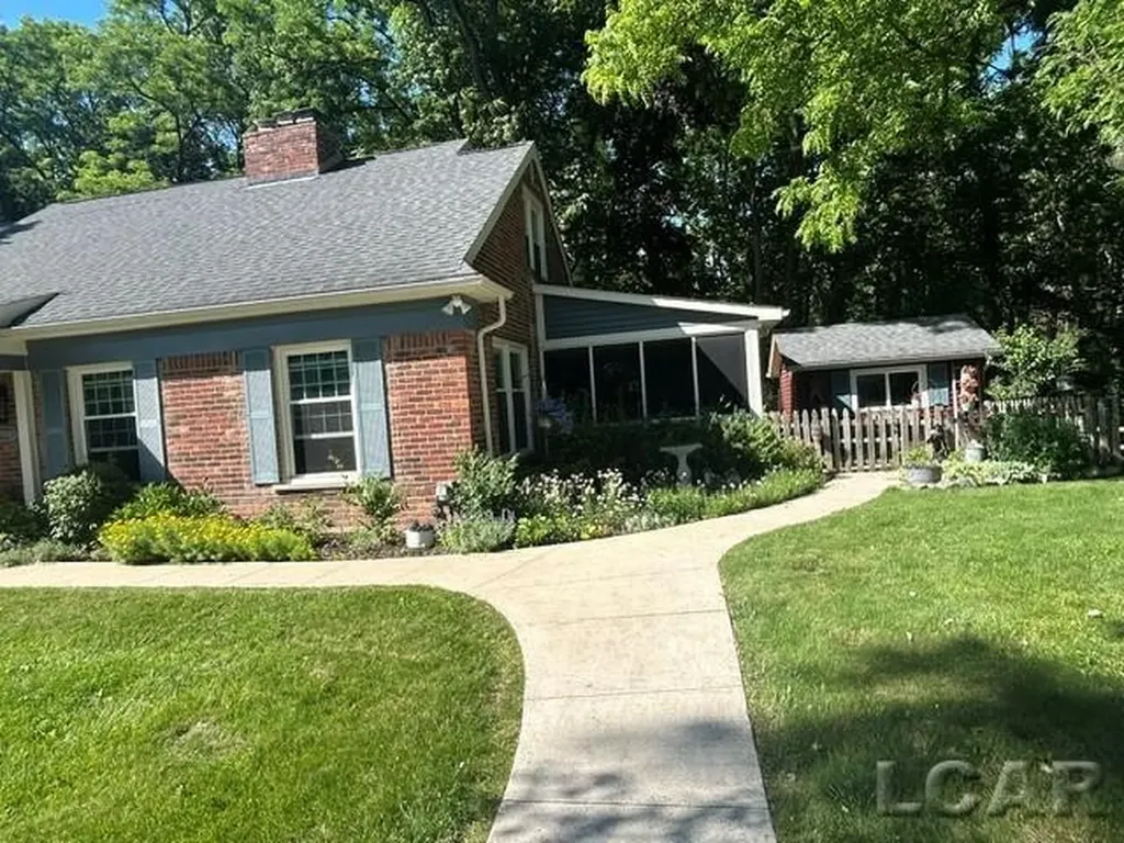 32080 W 9-mile Road Farmington Hills City MI 48336