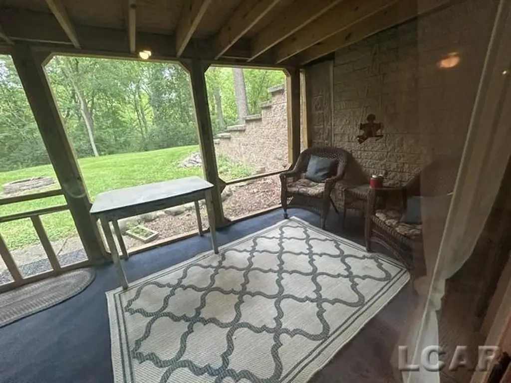 32080 W 9-mile Road Farmington Hills City MI 48336