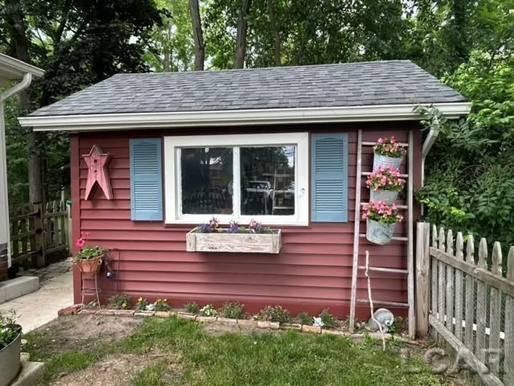 32080 W 9-mile Road Farmington Hills City MI 48336