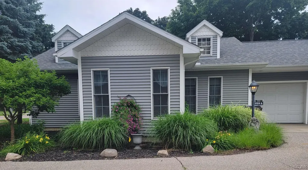959 W Maumee Street Adrian City MI 49221