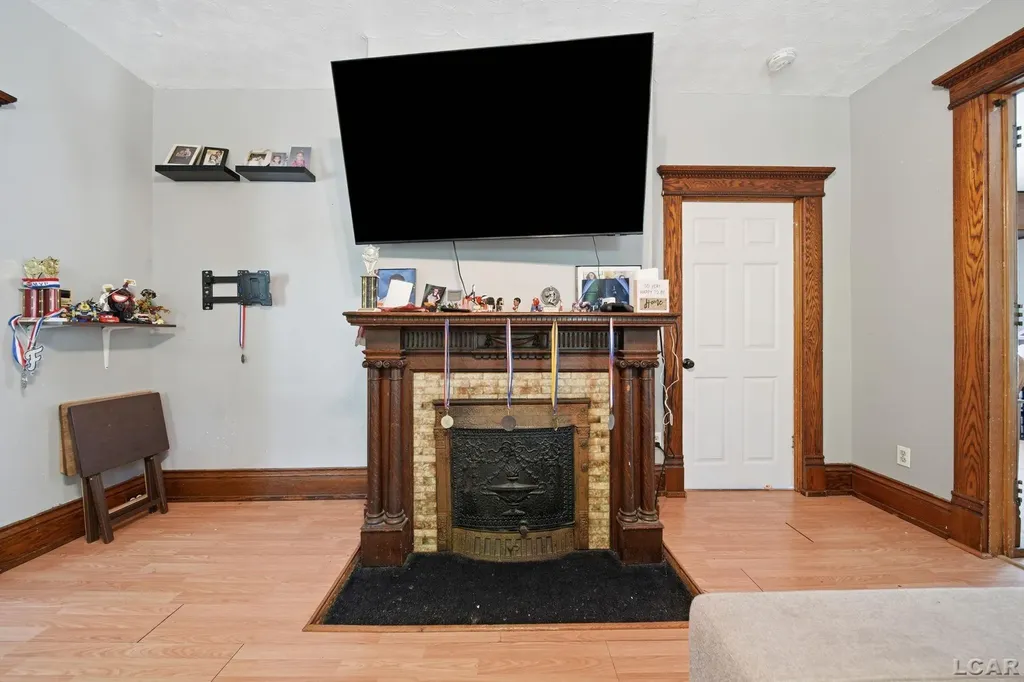 225 Seeley Street Adrian City MI 49221