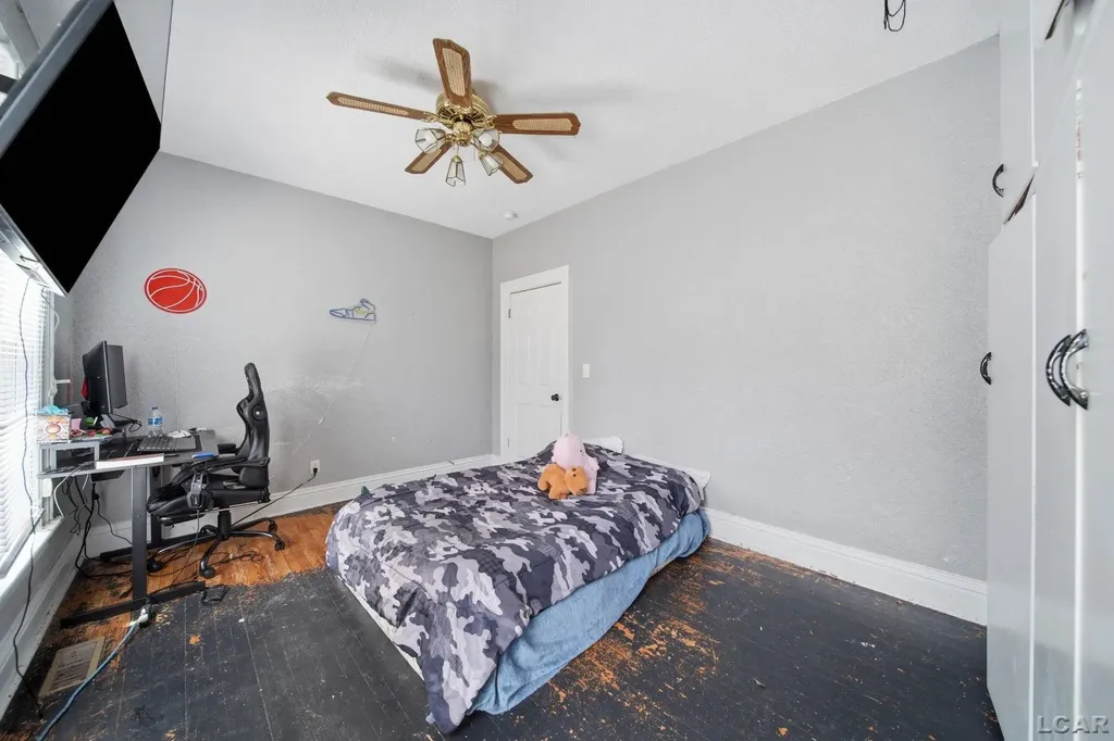 225 Seeley Street Adrian City MI 49221