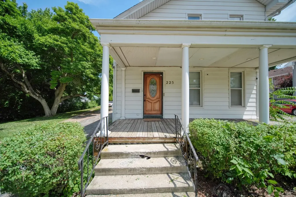 225 Seeley Street Adrian City MI 49221