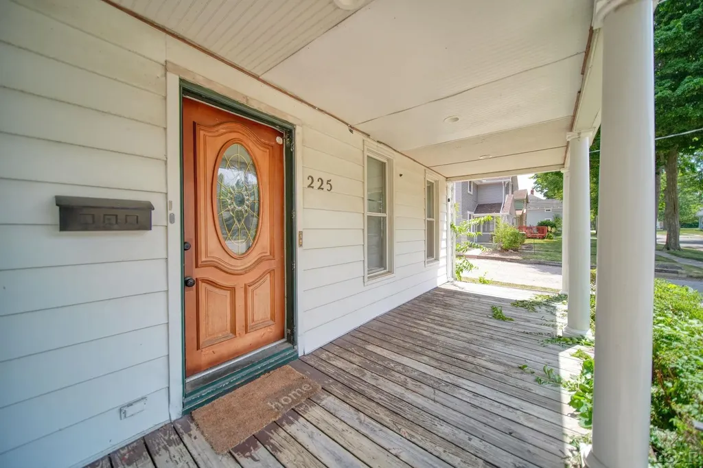 225 Seeley Street Adrian City MI 49221