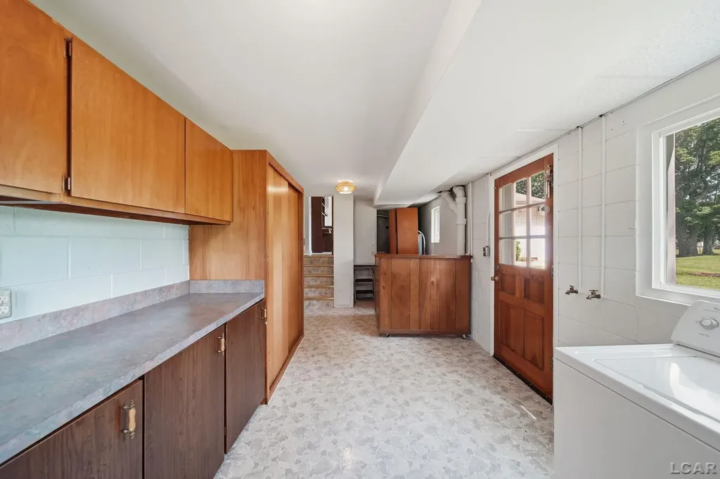 2745 E Carleton Road Madison Charter Township MI 49221