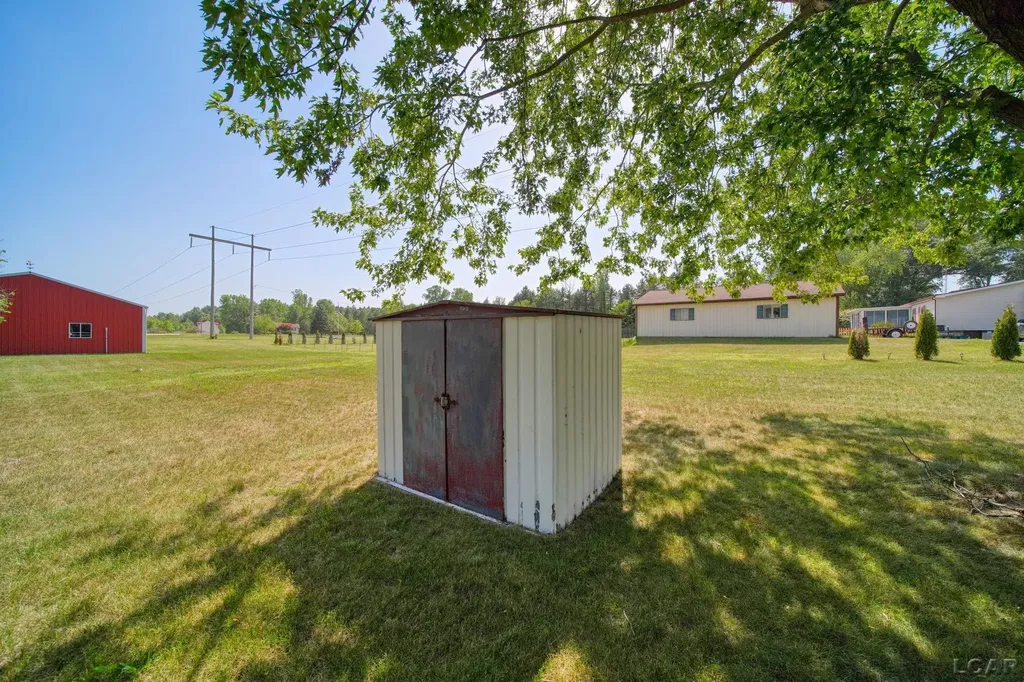 2745 E Carleton Road Madison Charter Township MI 49221