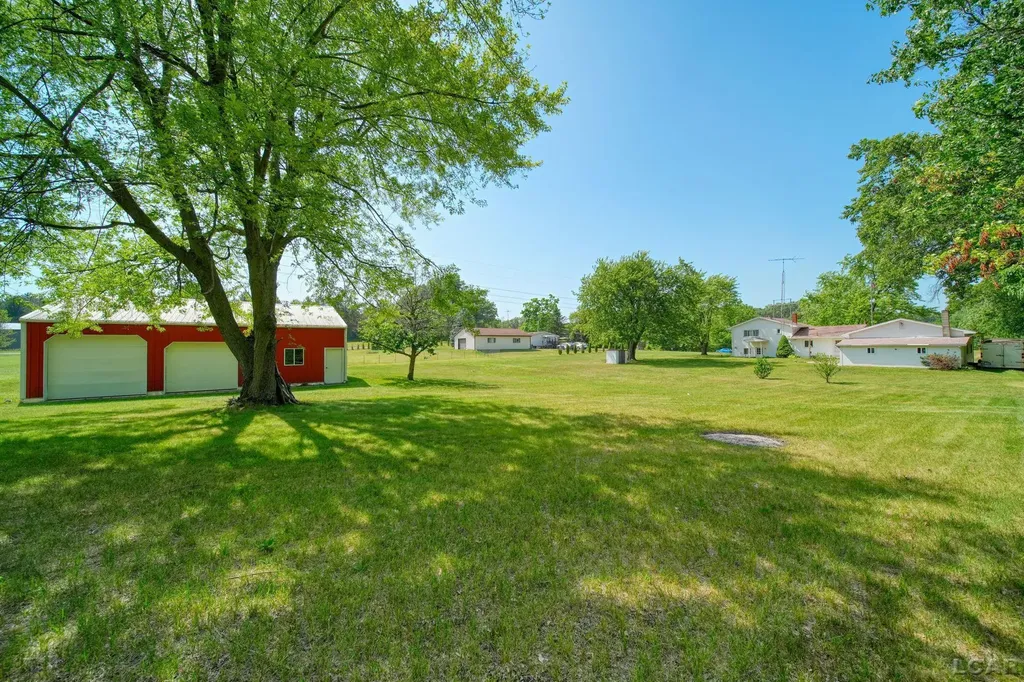 2745 E Carleton Road Madison Charter Township MI 49221