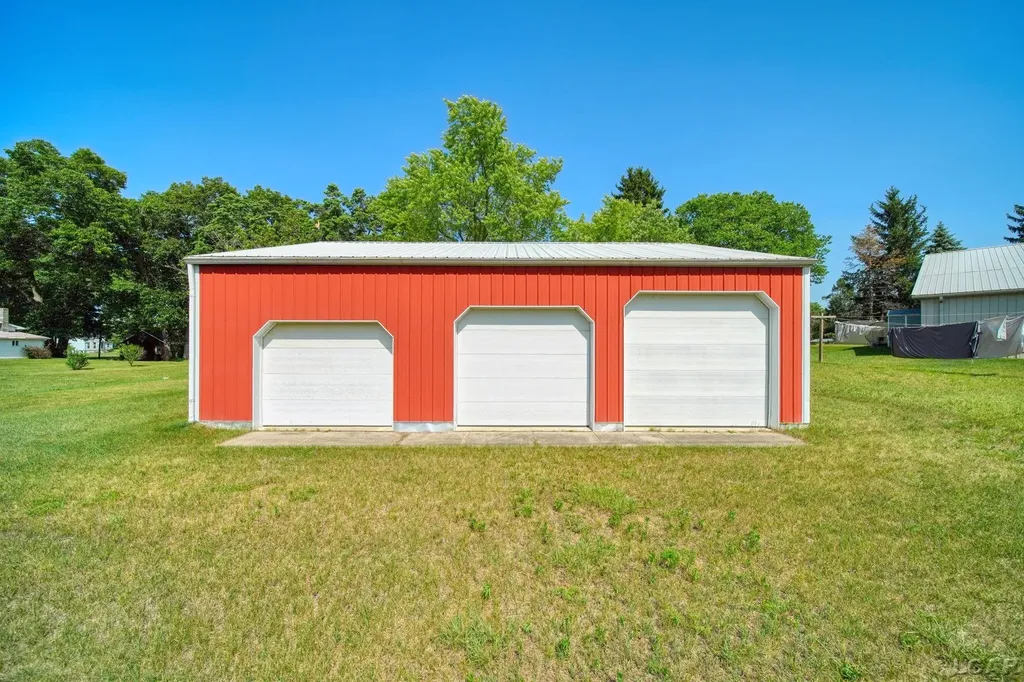 2745 E Carleton Road Madison Charter Township MI 49221