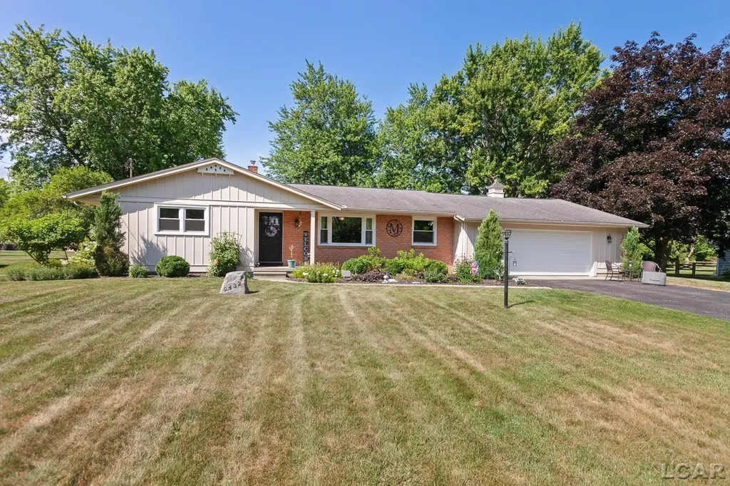 9432 Tonneberger Drive Tecumseh Township MI 49286