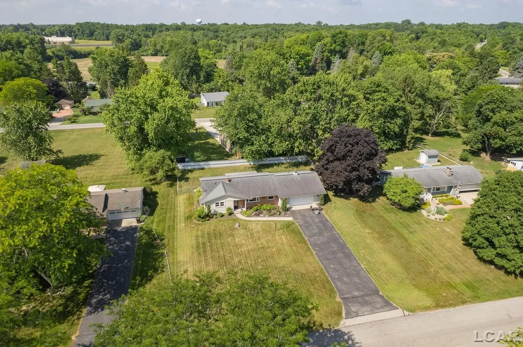 9432 Tonneberger Drive Tecumseh Township MI 49286