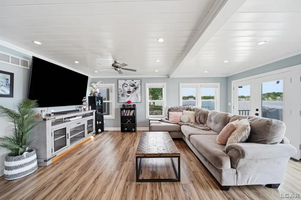 7296 Walnut Hill Road Woodstock Township MI 49253