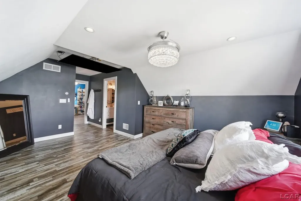 7296 Walnut Hill Road Woodstock Township MI 49253