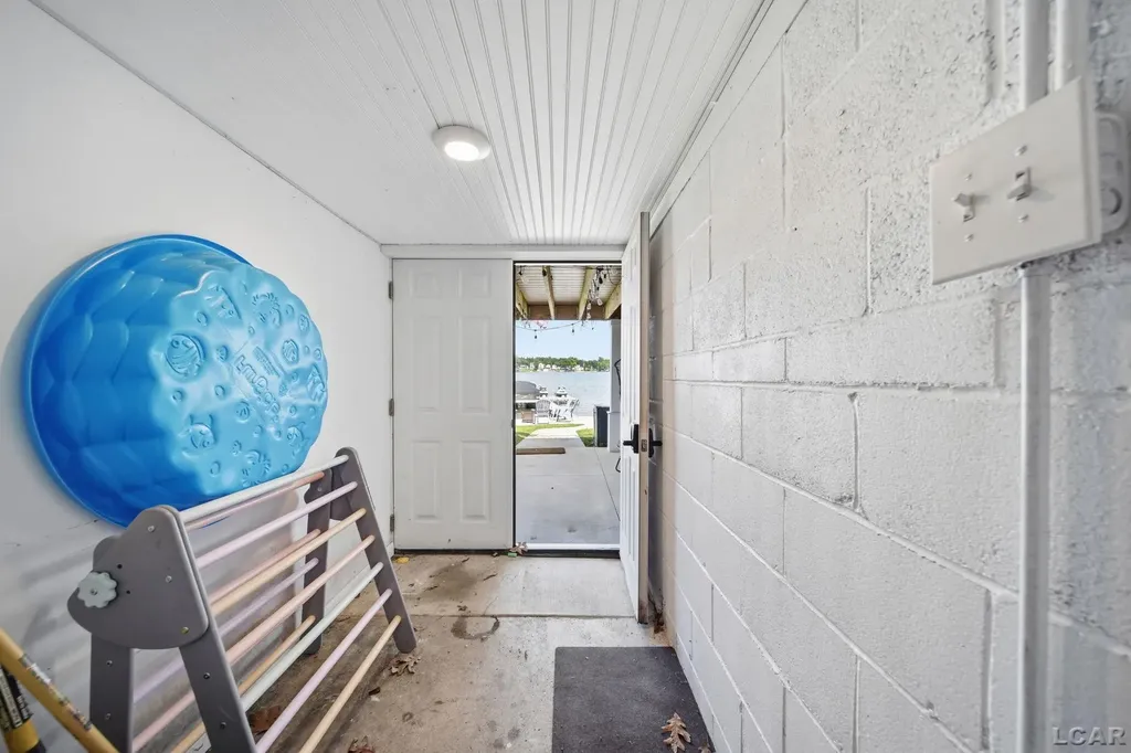 7296 Walnut Hill Road Woodstock Township MI 49253