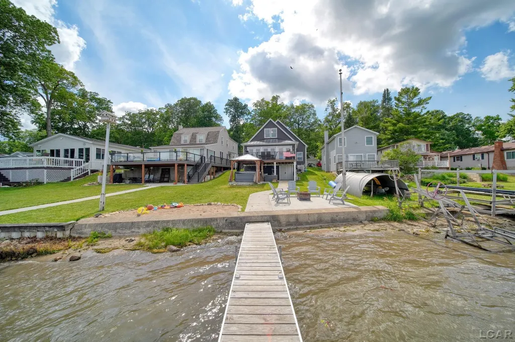 7296 Walnut Hill Road Woodstock Township MI 49253