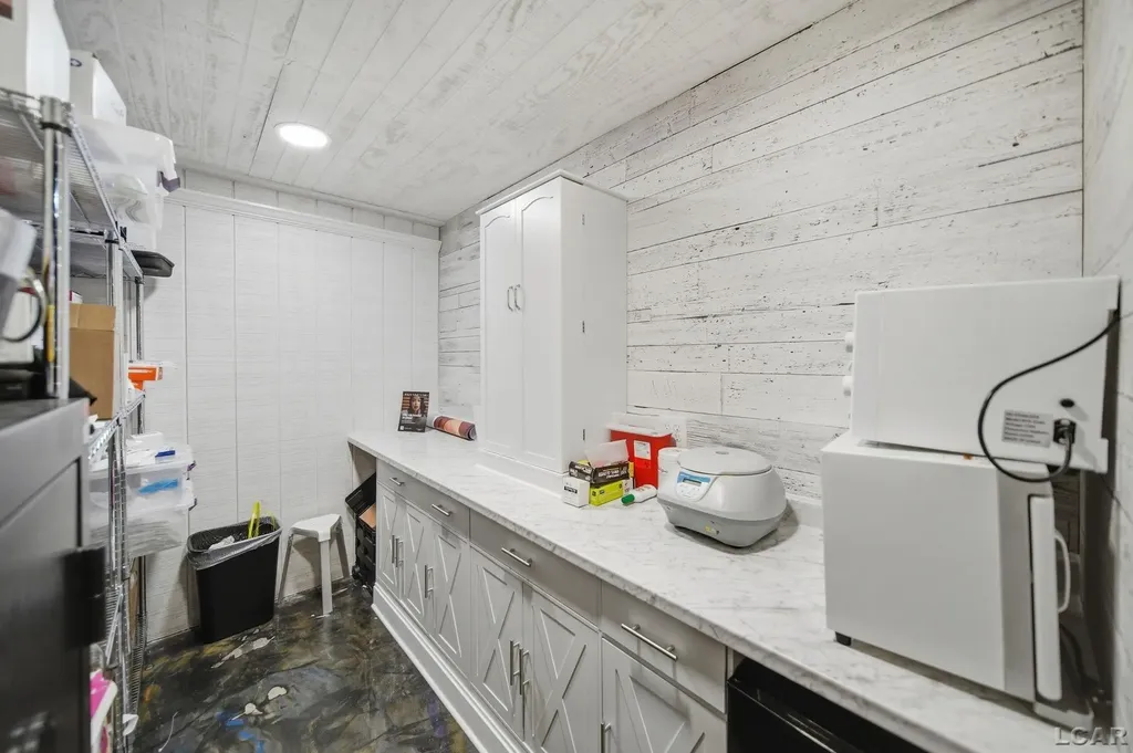 7296 Walnut Hill Road Woodstock Township MI 49253