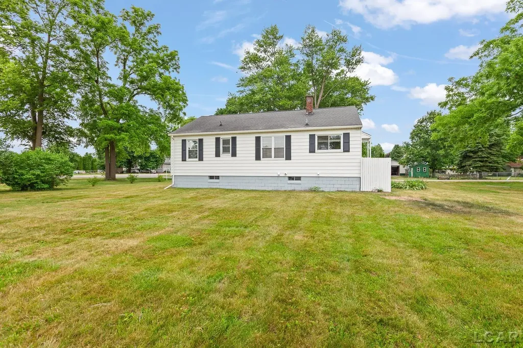 4281 Sycamore Street Palmyra Township MI 49268