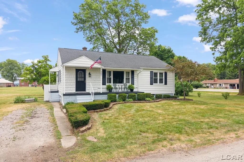 4281 Sycamore Street Palmyra Township MI 49268
