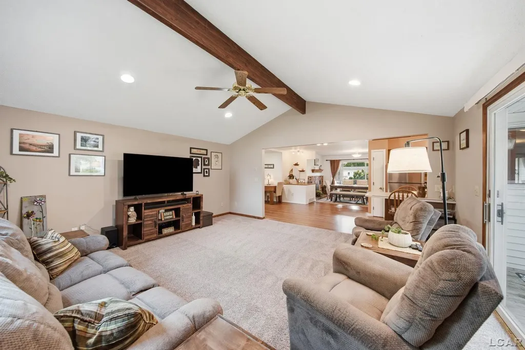 2943 Lee Marie Drive Adrian Township MI 49221