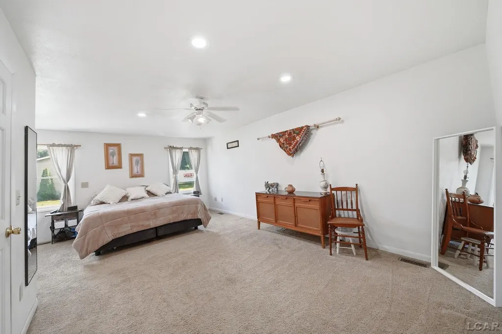 2943 Lee Marie Drive Adrian Township MI 49221