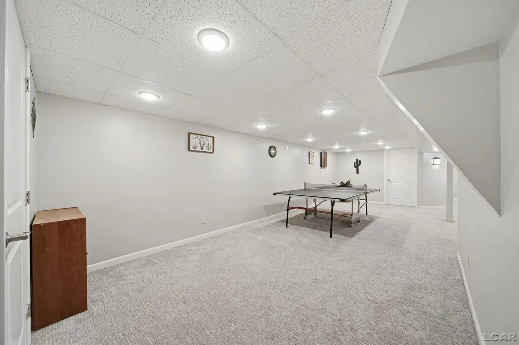 2943 Lee Marie Drive Adrian Township MI 49221