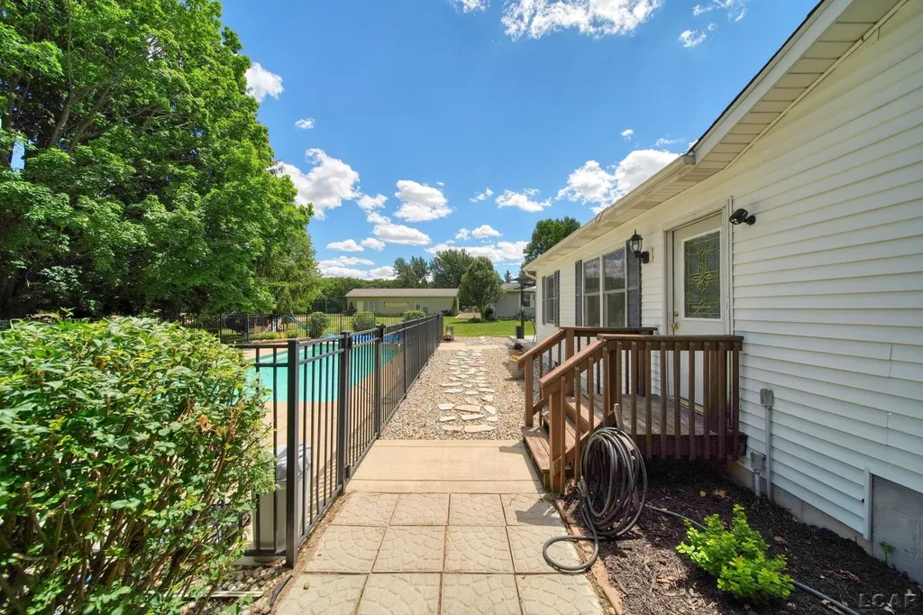 2943 Lee Marie Drive Adrian Township MI 49221