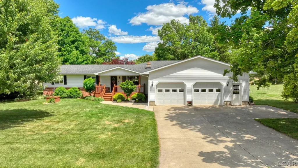 2943 Lee Marie Drive Adrian Township MI 49221